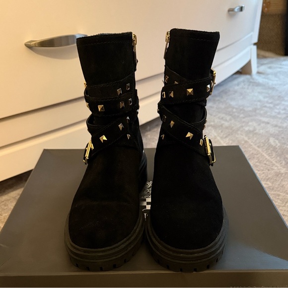 Vince Camuto BarrettaMoto Boot - Picture 2 of 9